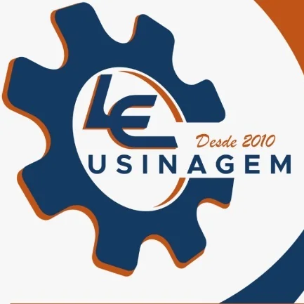 Logo oficial da LE Usinagem — usinagem CNC em São José dos Pinhais desde 2010